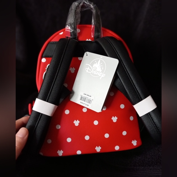 Minnie polka dot and bow Loungefly mini backpack - Picture 3 of 4